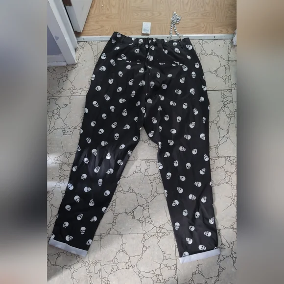 🍁Hot Topic Chain Skull Print Trouser - Picture 5 of 5